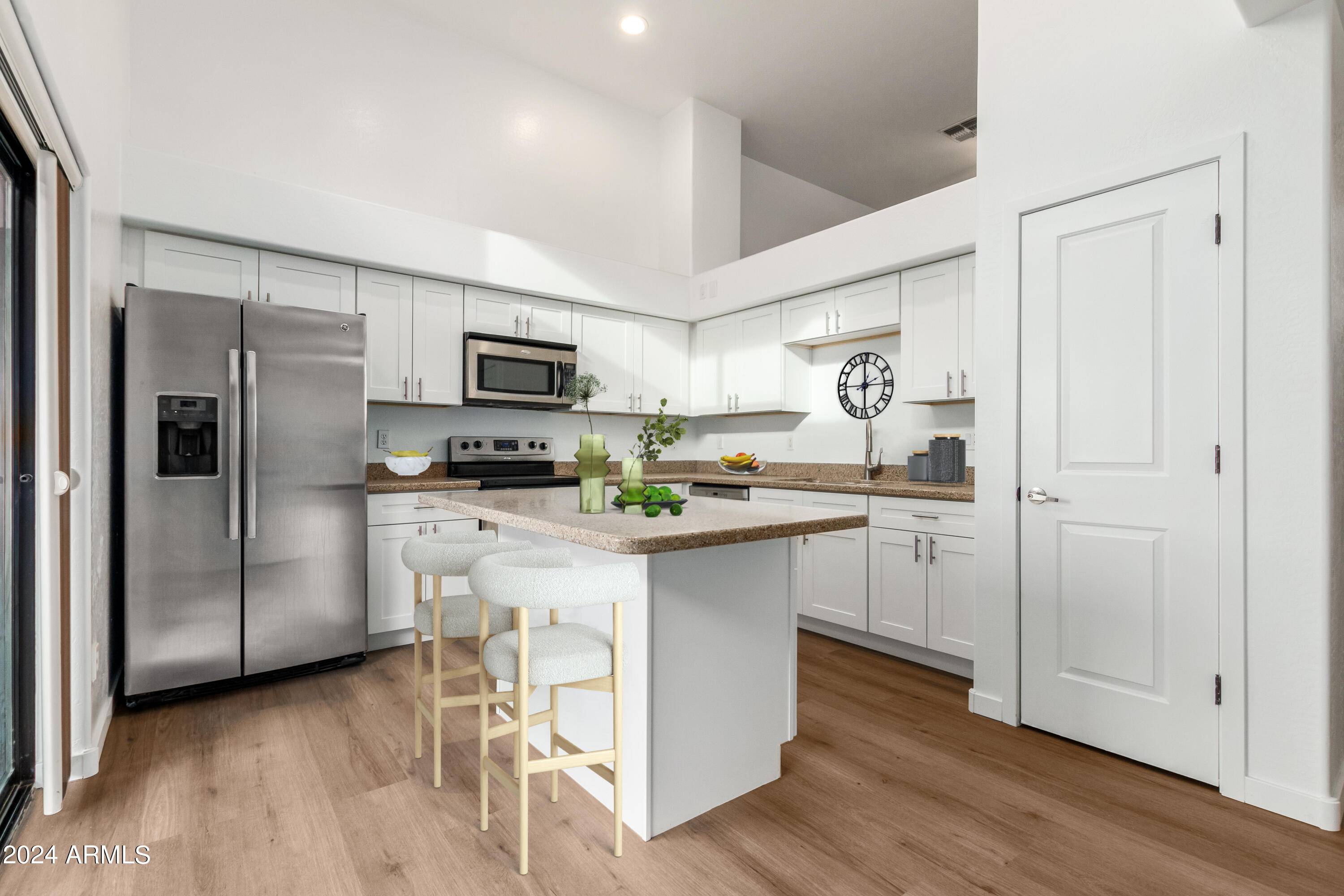 Tempe, AZ 85281,330 S FARMER Avenue #110