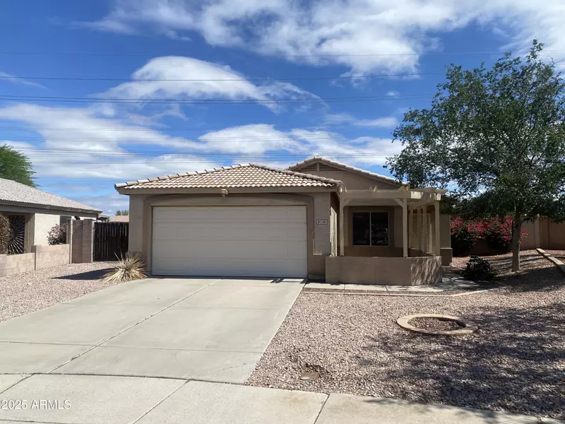 8738 W GRISWOLD Road, Peoria, AZ 85345