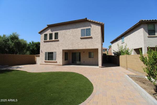 Phoenix, AZ 85023,2213 W MARCONI Avenue