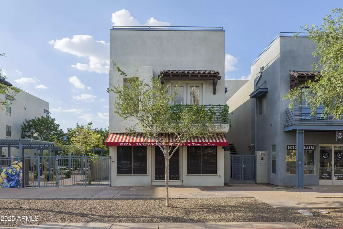 Phoenix, AZ 85004,610 E Roosevelt Street #145