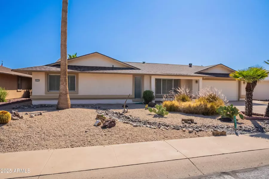 10514 W WILLOWCREEK Circle, Sun City, AZ 85373