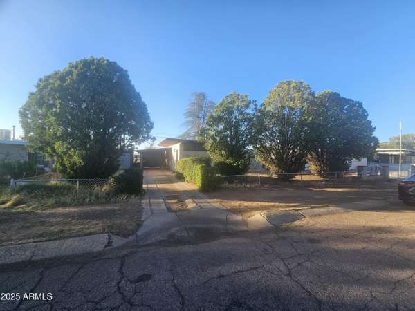 Sierra Vista, AZ 85635,401 W BROWN Drive