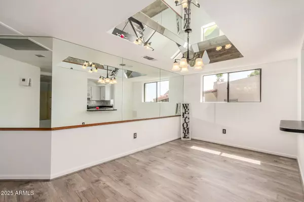 Mesa, AZ 85208,7061 E BROADWAY Road #48