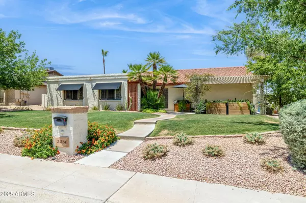 2236 E Sierra Street, Phoenix, AZ 85028