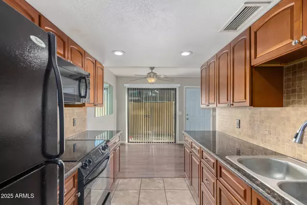Scottsdale, AZ 85257,1239 N 84TH Place