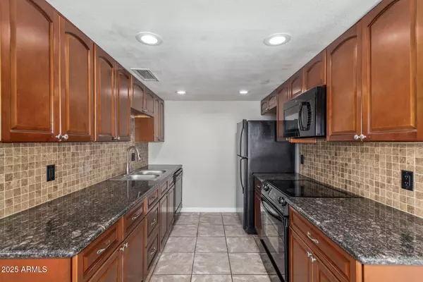 Scottsdale, AZ 85257,1239 N 84TH Place