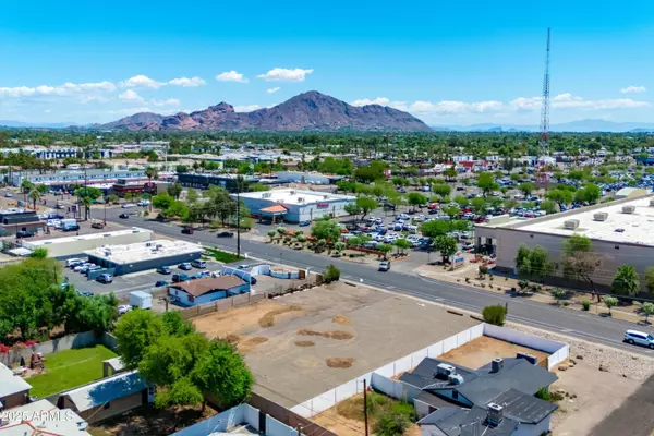 Phoenix, AZ 85008,2814 N 36th Street #-