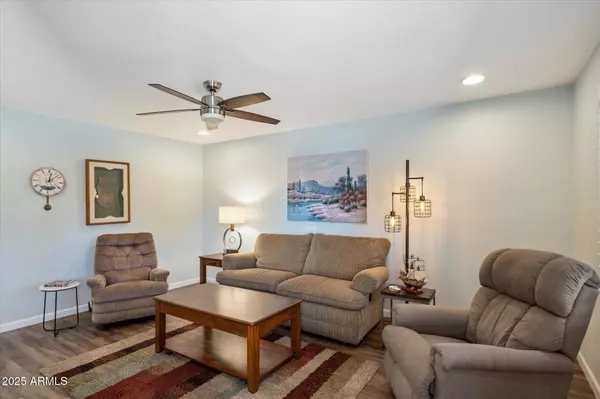 Mesa, AZ 85206,520 S GREENFIELD Road #7