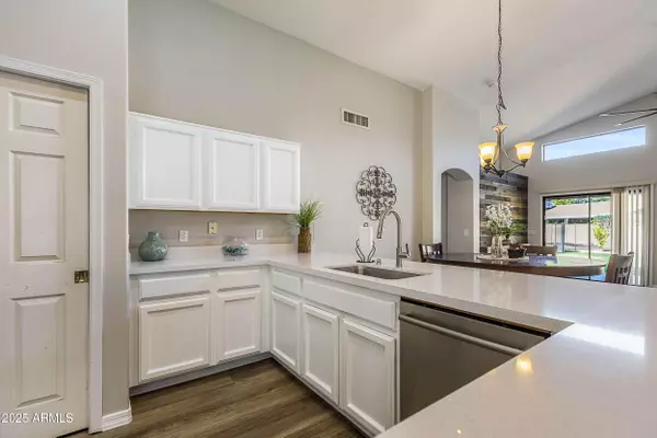 Gilbert, AZ 85296,635 S LANUS Drive