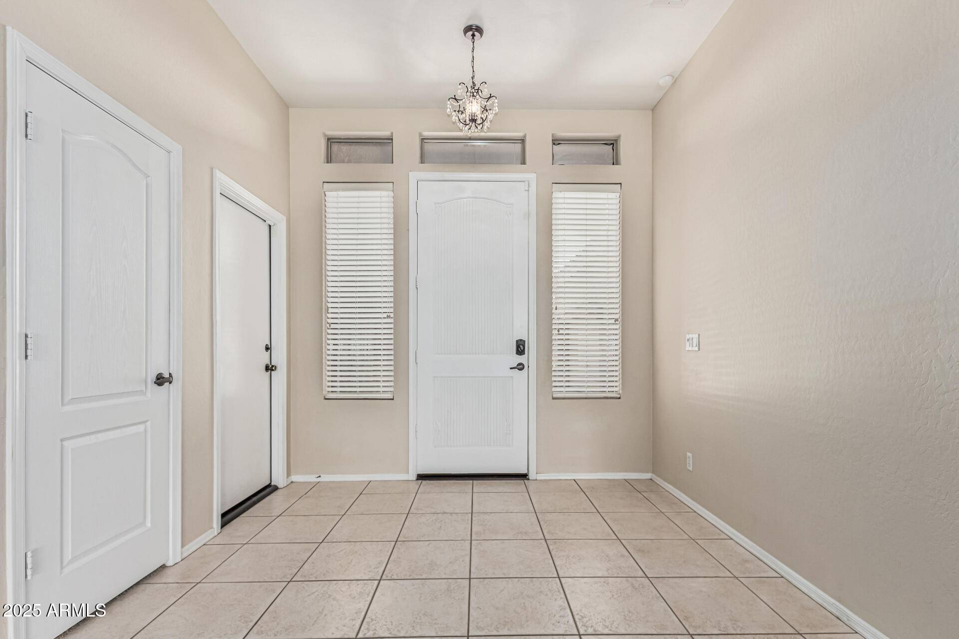 Chandler, AZ 85248,371 W Indigo Drive