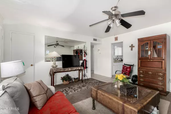 Sun City, AZ 85351,10929 W CHERRY HILLS Drive W