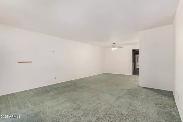 Mesa, AZ 85203,509 N Hobson Plaza