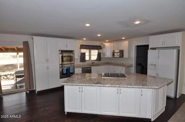 Springerville, AZ 85938,549 S Wye Drive