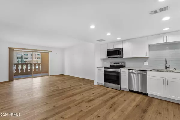 Scottsdale, AZ 85251,7920 E CAMELBACK Road #104