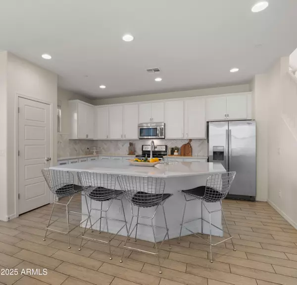 Phoenix, AZ 85032,4656 E Beck Lane