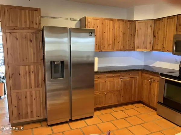 Phoenix, AZ 85053,3734 W DAILEY Street