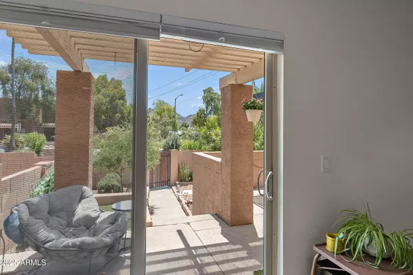Phoenix, AZ 85020,841 E PEORIA Avenue #2