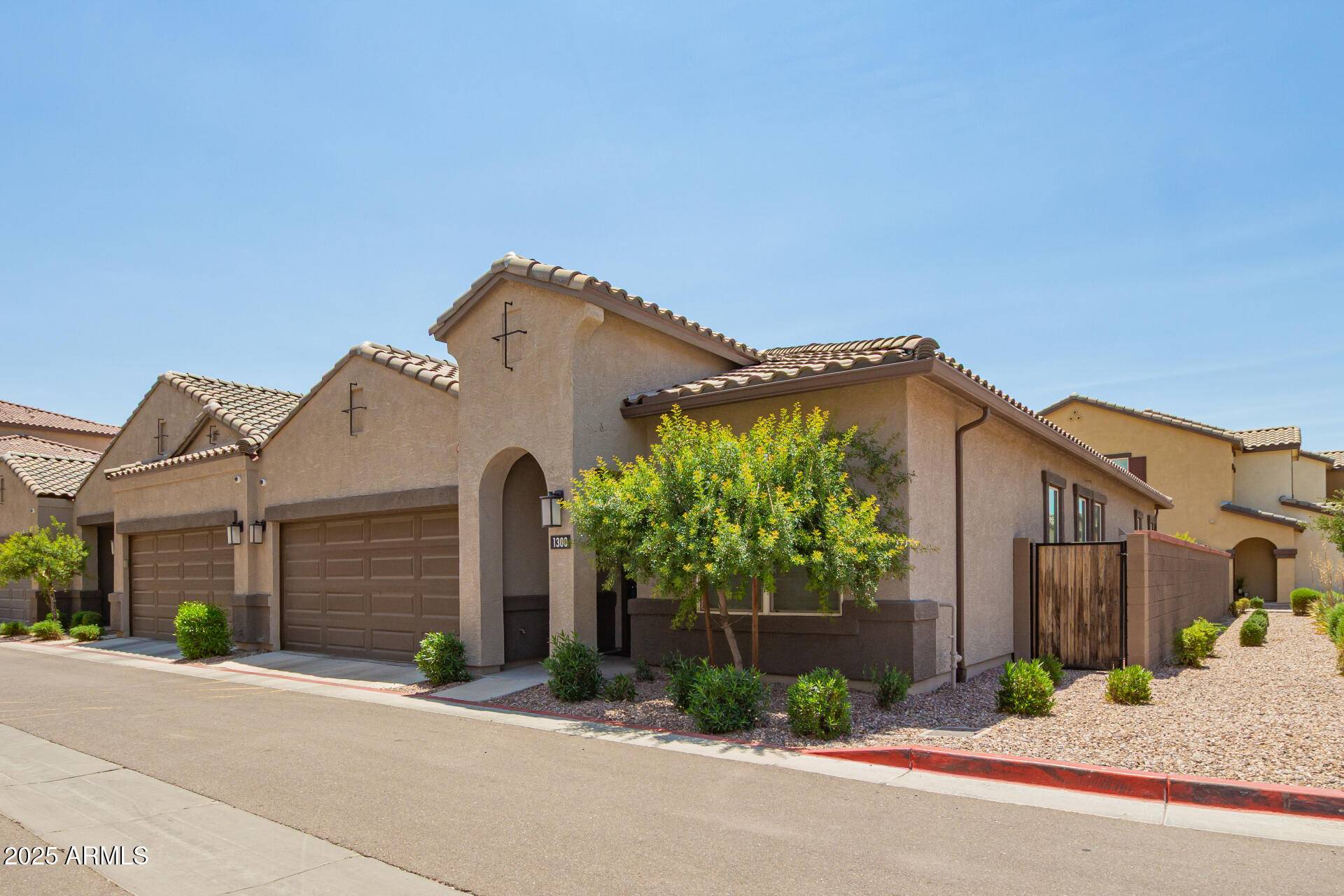 Chandler, AZ 85225,1255 N ARIZONA Avenue #1300
