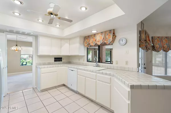 Mesa, AZ 85203,1338 E GREENWAY Circle