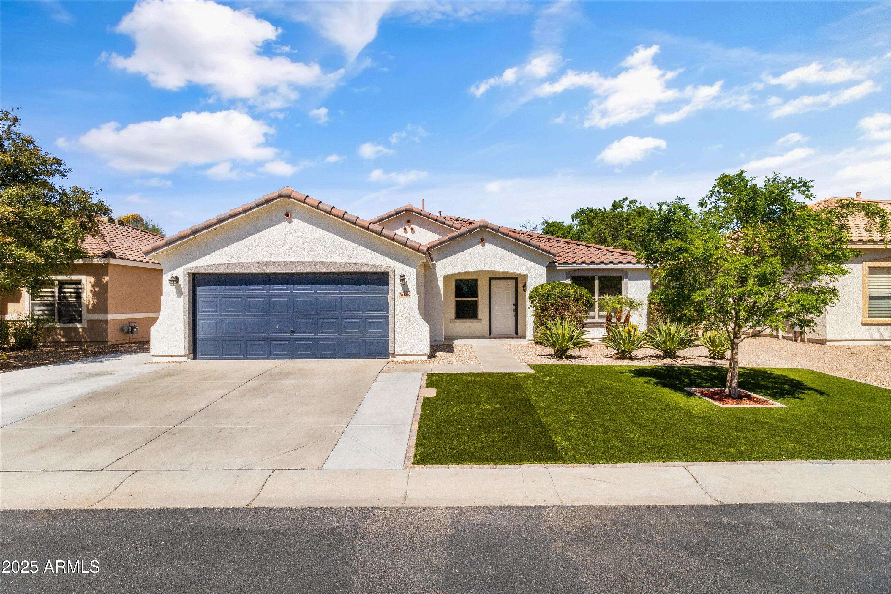 9028 E OBISPO Avenue, Mesa, AZ 85212