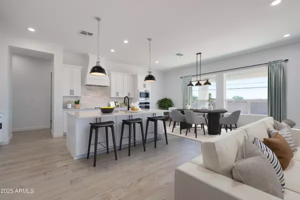 Scottsdale, AZ 85262,29587 N 156th Street