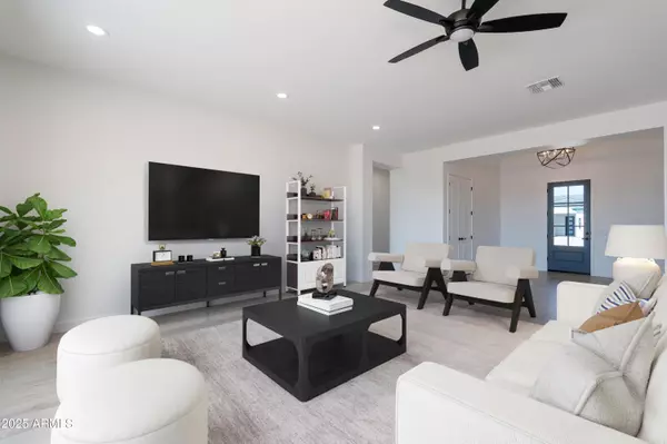 Scottsdale, AZ 85262,29587 N 156th Street