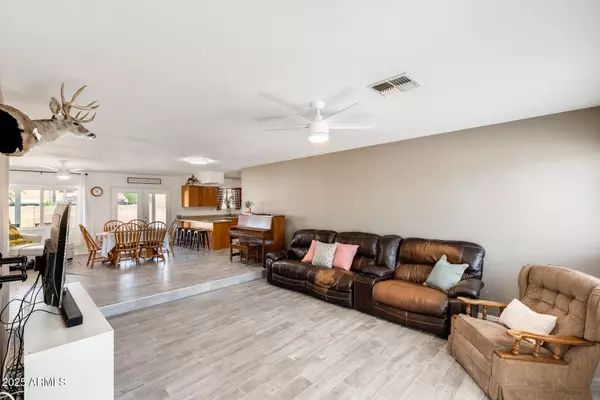 Glendale, AZ 85302,9214 N 54TH Avenue