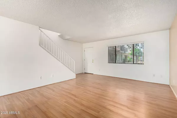 Phoenix, AZ 85032,18239 N 40TH Street #122