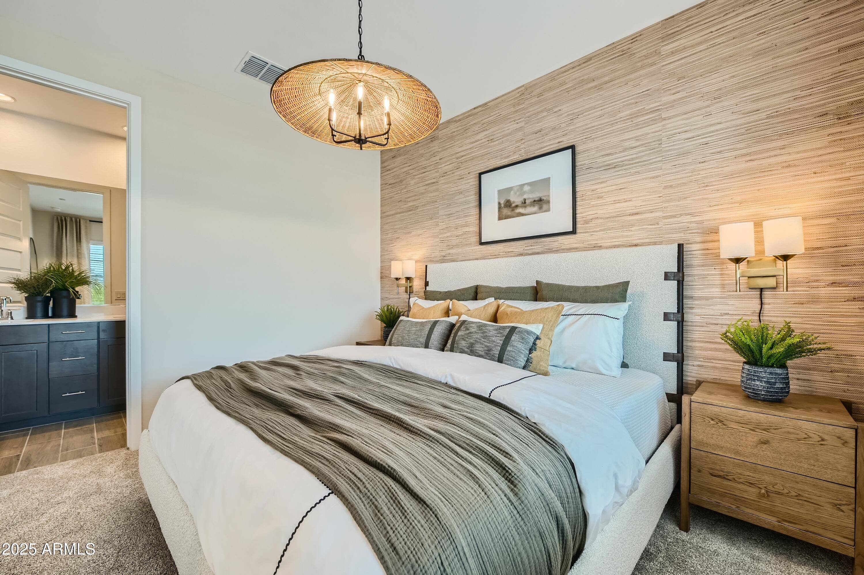 Mesa, AZ 85212,8149 E PETUNIA Avenue #1008