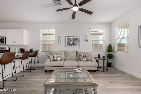 San Tan Valley, AZ 85140,38030 N FRONT RUNNER Lane