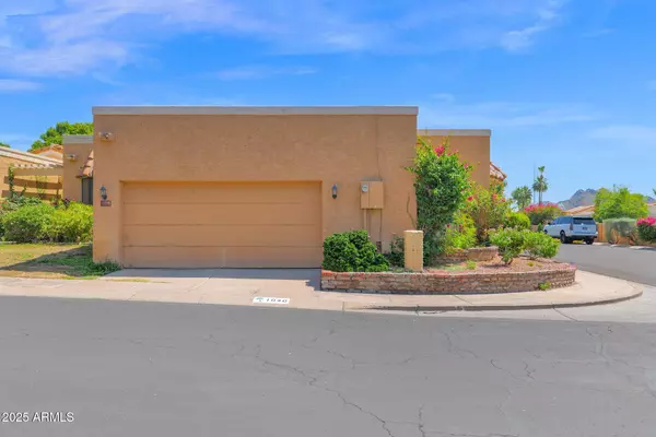 Phoenix, AZ 85020,1040 E CLINTON Street