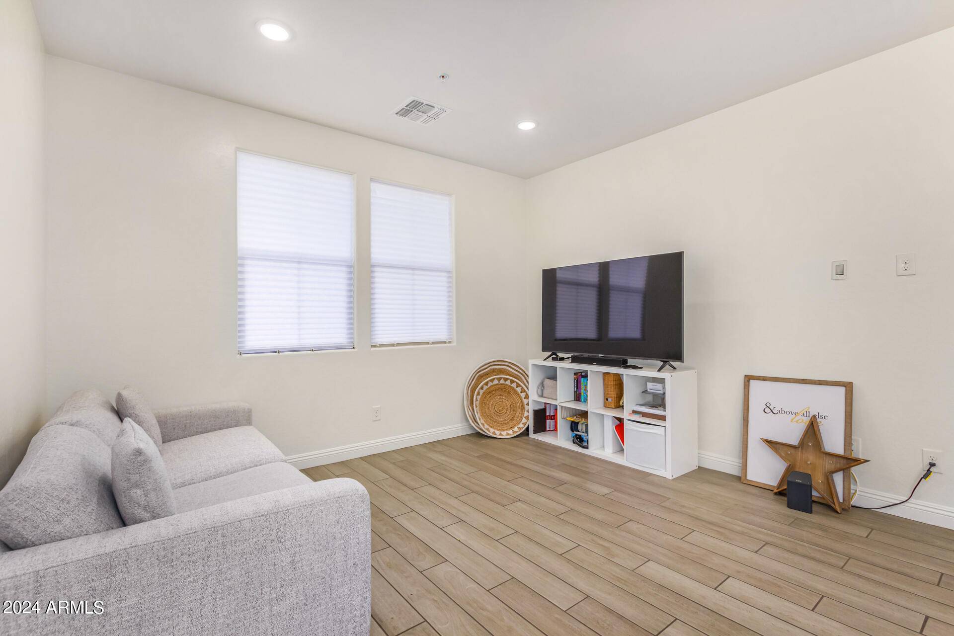 Buckeye, AZ 85396,2494 N HERITAGE Street