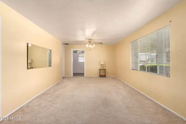 Phoenix, AZ 85018,4140 E GLENROSA Avenue