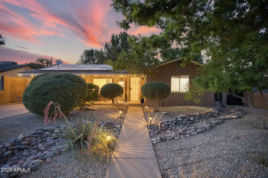 3018 E MULBERRY Drive, Phoenix, AZ 85016