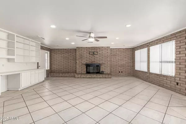 Tempe, AZ 85282,3620 S TERRACE Road