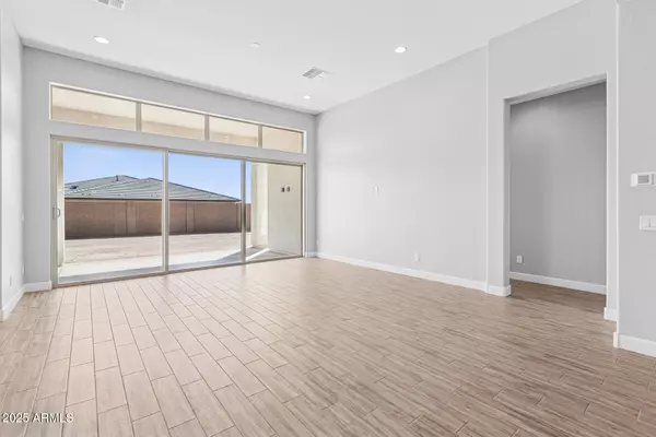 Waddell, AZ 85355,6853 N 190TH Drive