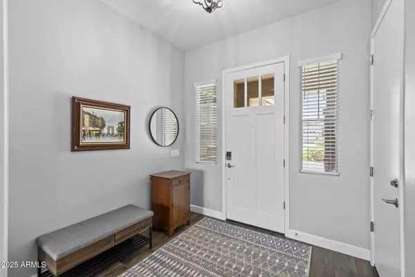 Phoenix, AZ 85042,2514 E PLEASANT Lane