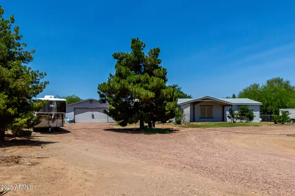 Surprise, AZ 85387,16014 W BRILES Road