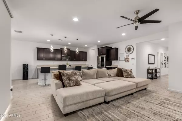 San Tan Valley, AZ 85140,36922 N CAMARILLO Drive