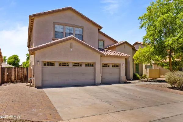 Glendale, AZ 85305,8621 W MORTEN Avenue