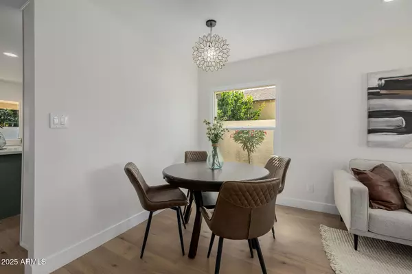 Phoenix, AZ 85032,2753 E aster Drive