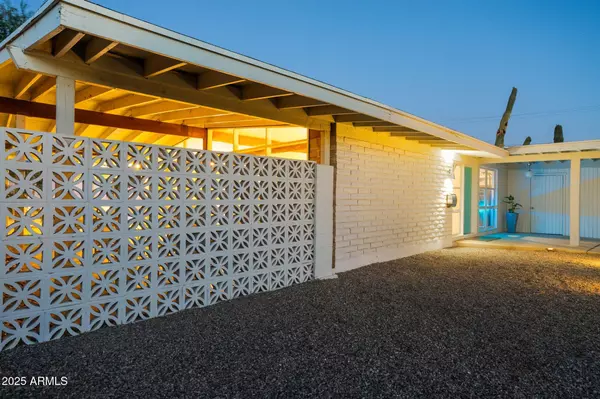 Chandler, AZ 85225,421 N EVERGREEN Street