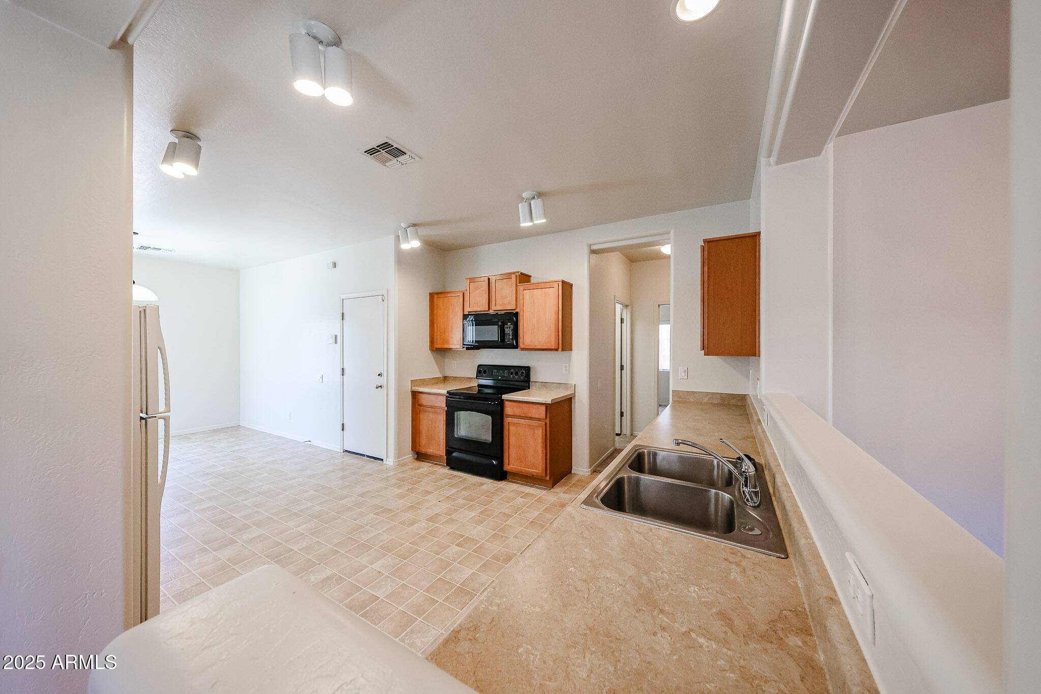 Laveen, AZ 85339,5418 W CARSON Road