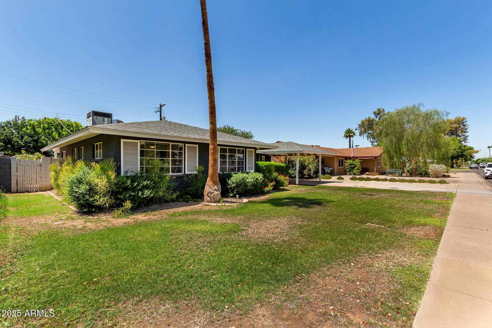 Phoenix, AZ 85013,1209 W COLTER Street