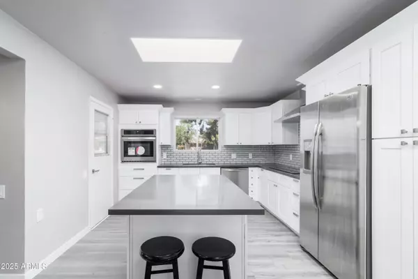 Mesa, AZ 85206,540 LEISURE WORLD --