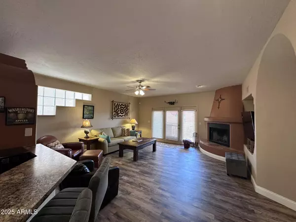 Fountain Hills, AZ 85268,11011 N ZEPHYR Drive #112