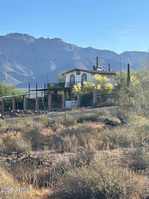 Apache Junction, AZ 85119,5484 E 36TH Avenue