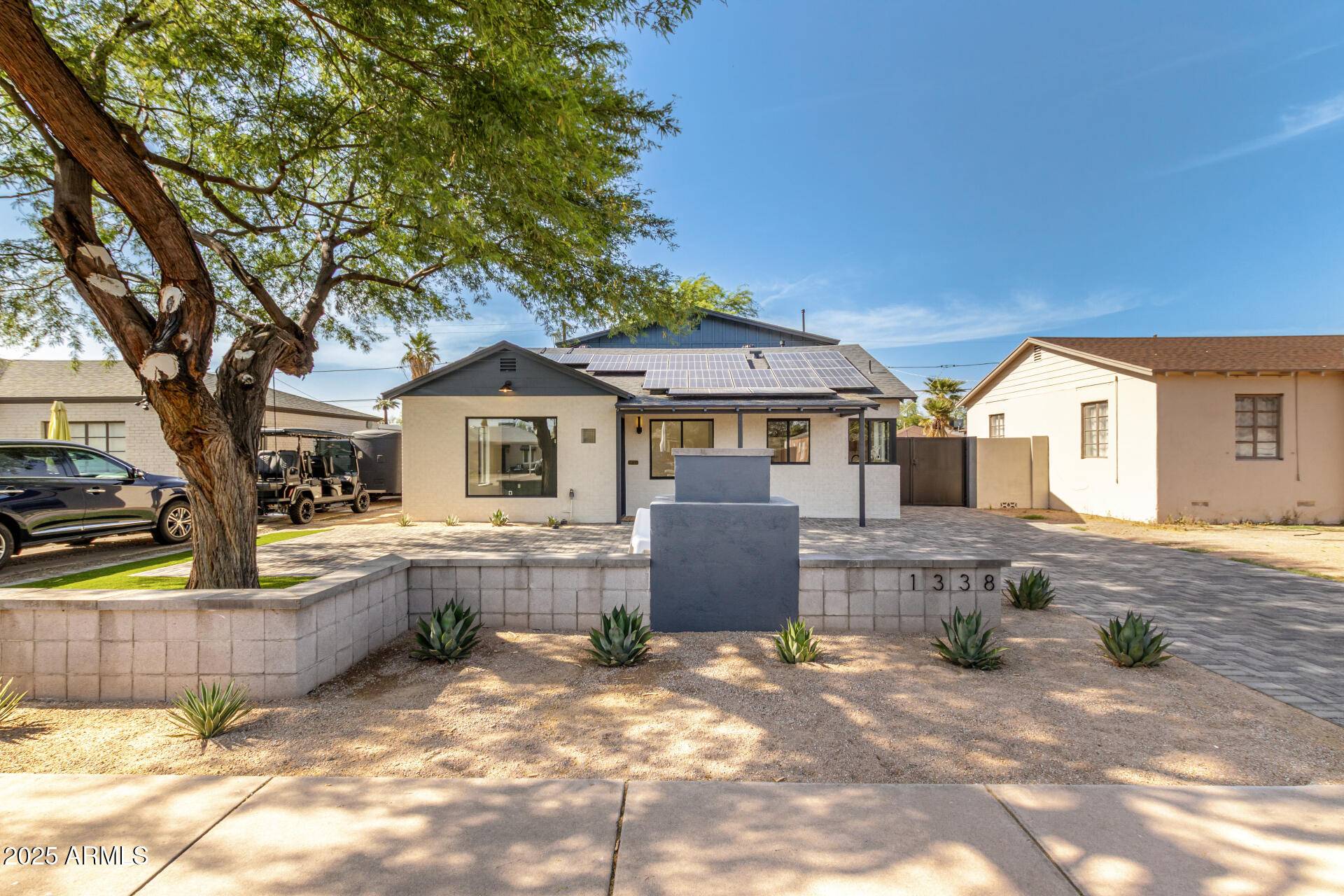 Phoenix, AZ 85006,1338 E GRANADA Road