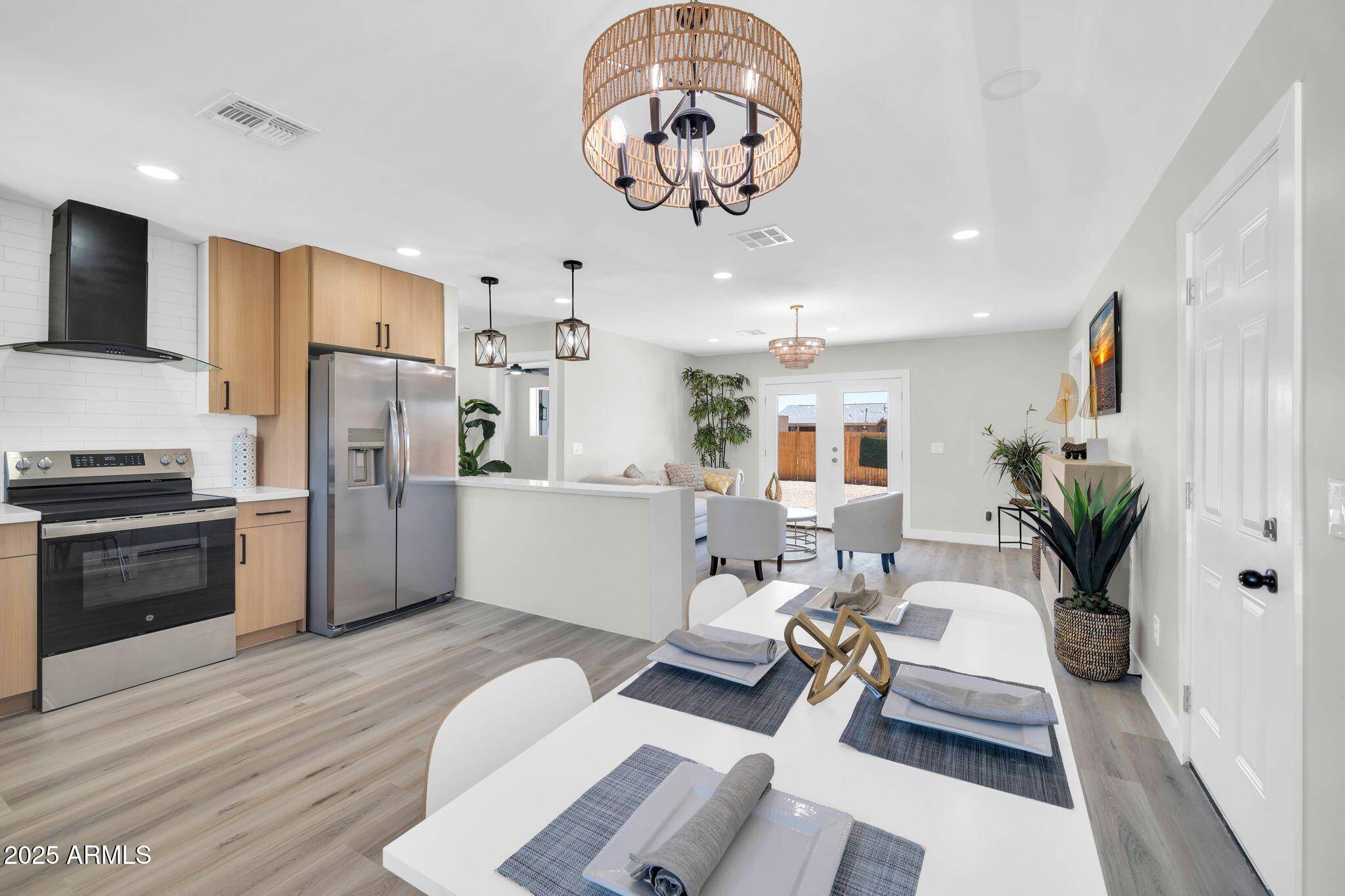 Phoenix, AZ 85041,5236 S 19th Avenue