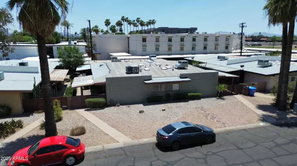 Phoenix, AZ 85013,411 W COLTER Street #A